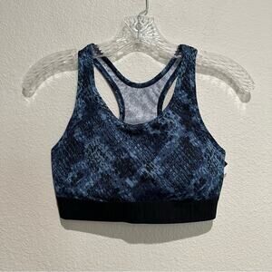 Pink Victoria’s Secret Ultimate Sports Bra SZ M NWT